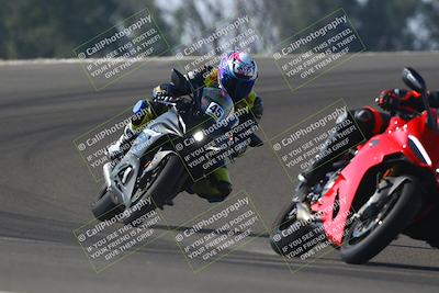 media/Nov-01-2025-TrackDaz (Sat) [[2b4d5192bc]]/C Group/1240pm (Turn 2 Outside)/